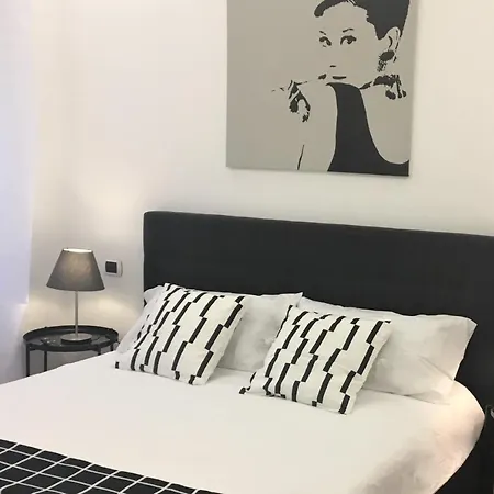 Domus Caecilia - Via Cola Di Rienzo Апартаменты *