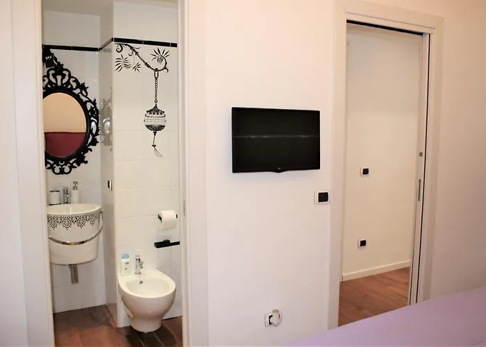 Domus Caecilia - Via Cola Di Rienzo * Roma