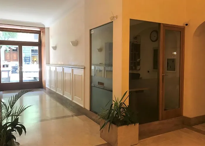 Domus Caecilia - Via Cola Di Rienzo Roma